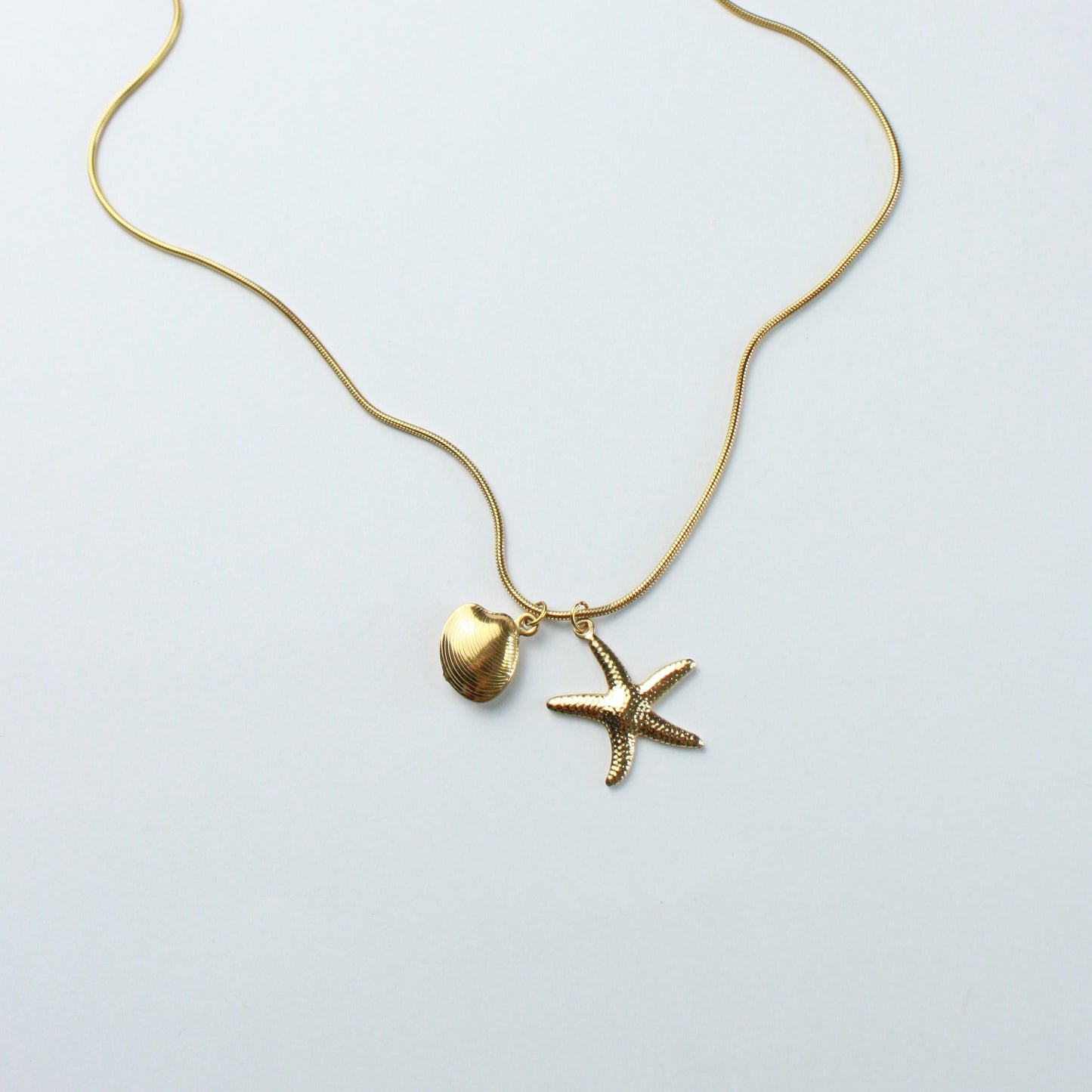 Collier coquillage et étoile de mer