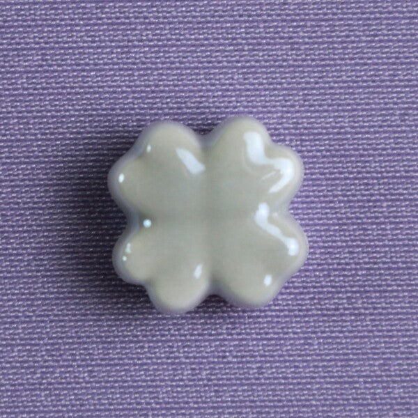 4 Leaf Clover Grey