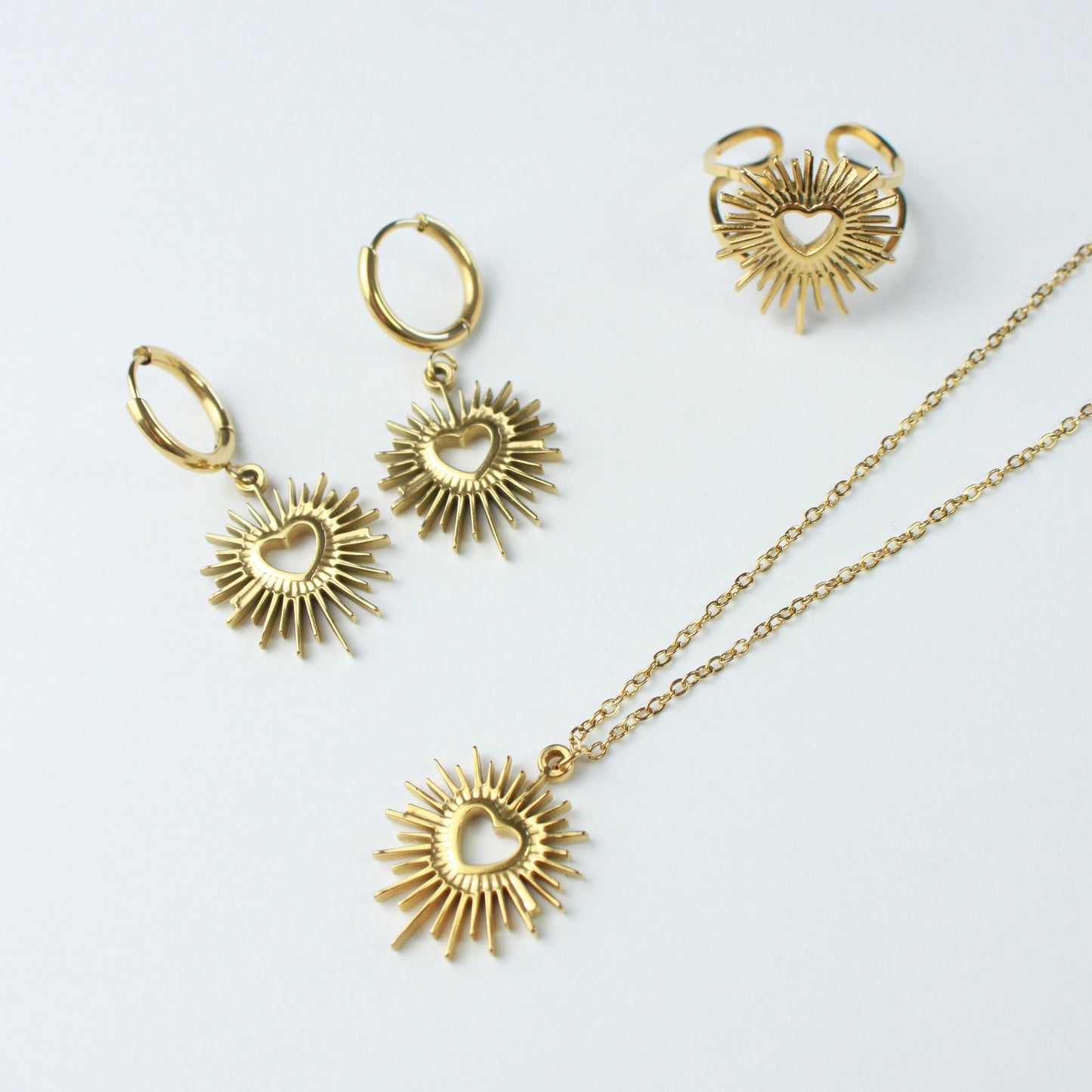 Shinning Heart Necklace