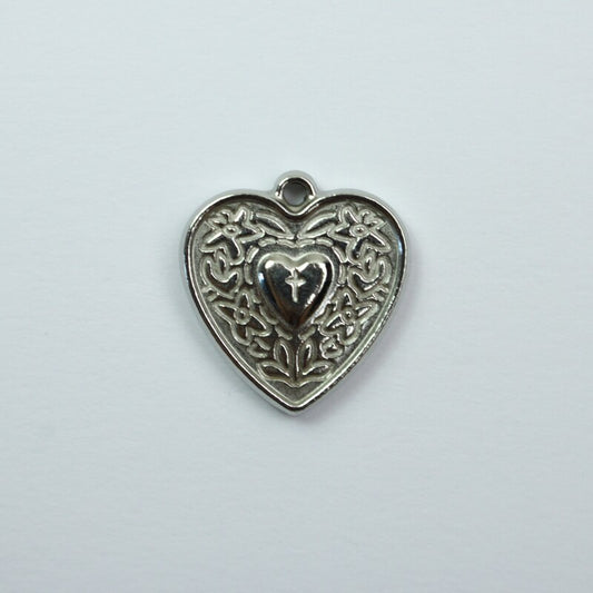 Detailed Heart (Silver)