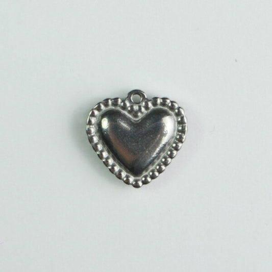 Outlined Heart (Silver)